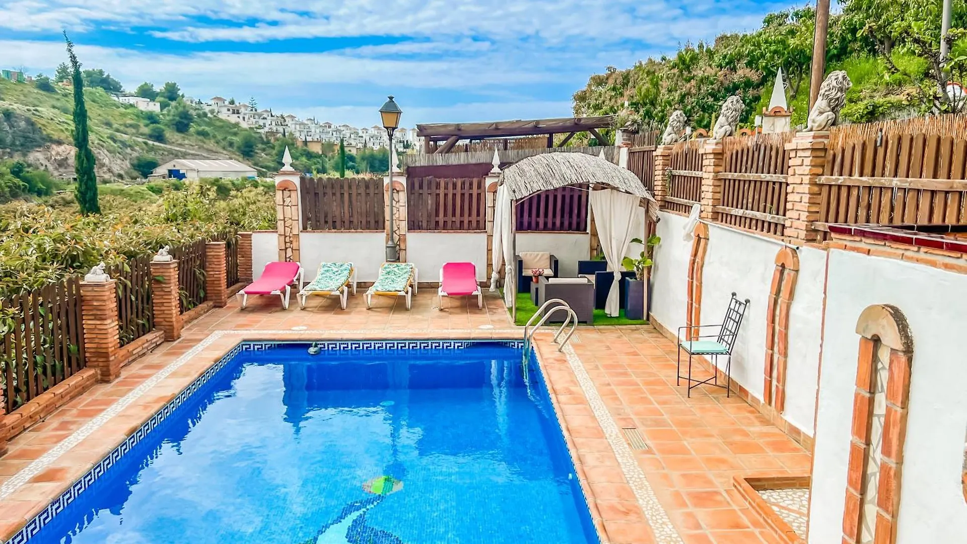 Cd-2253 Two Bedroom Villa With Pool In Frigillana Frigiliana Spain