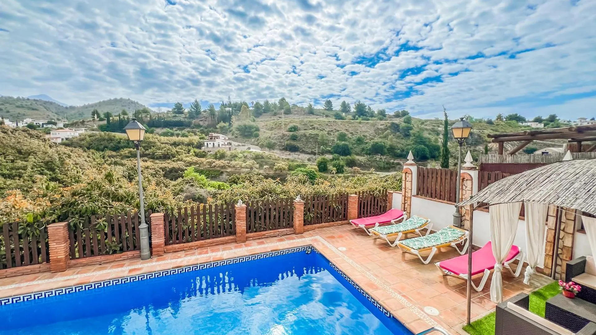 Cd-2253 Two Bedroom Villa With Pool In Frigillana Frigiliana